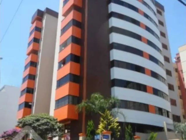 Imagem: O apartamento possui 2 Dormitórios, 2 Banheiros, 2 Vagas