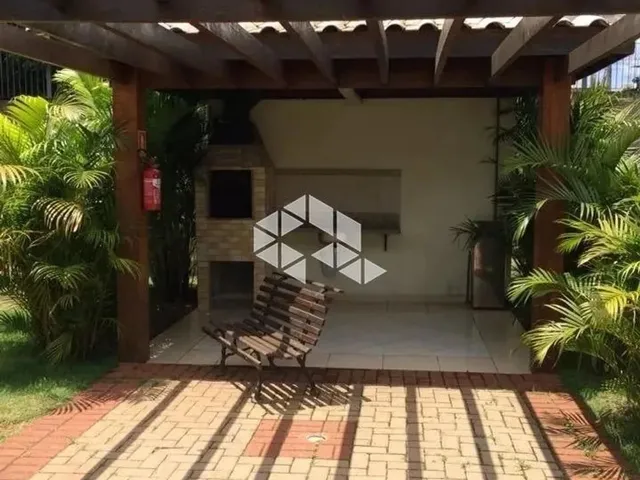 Imagem 3: Sobrado com 2 Dormitórios, Lavabo, Pátio com Churrasqueira, a Venda no Bairro Igara
