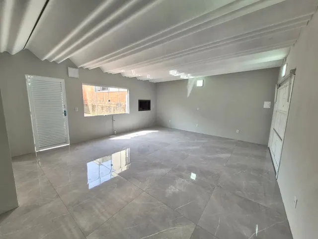 Imagem 14: Casa Térrea no Bairro Niterói com 190M² de Área Construída e Terreno de 484M²