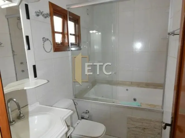 Imagem 12: Casa em Condomínio Anto Padrão, com 5 Dormitórios