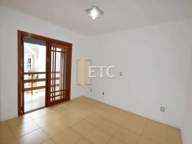 Imagem 14: Casa em Condomínio Anto Padrão, com 5 Dormitórios