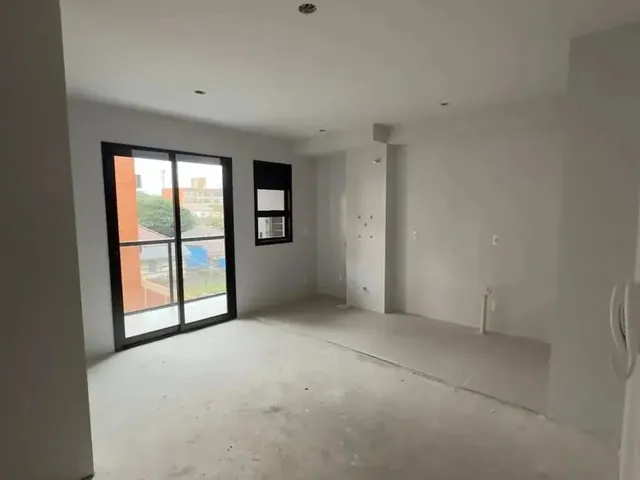 Imagem: O apartamento possui 2 Dormitórios, 1 Suíte, 1 Banheiro,