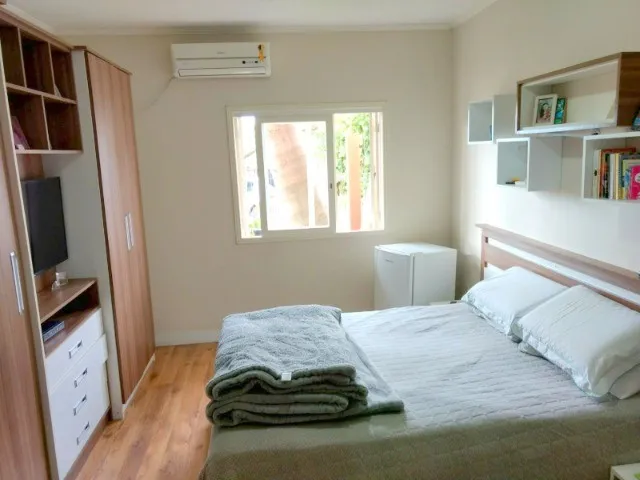 Imagem 8: Pavilhão C/200 M² / Residência de 200M² 3 Quartos 1 Suíte e...
