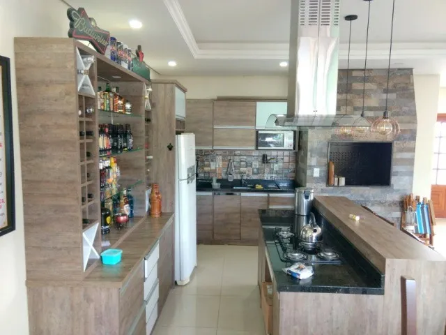 Imagem 2: Pavilhão C/200 M² / Residência de 200M² 3 Quartos 1 Suíte e...