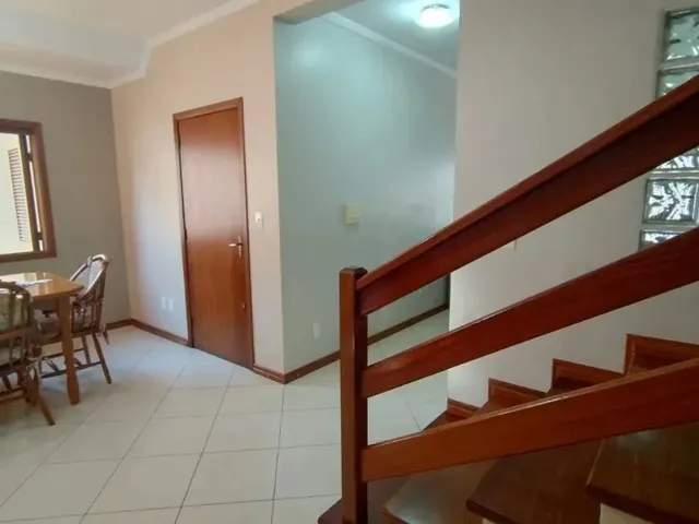 Imagem 6: Sobrado com 3 Dormitórios com 233,54 M2