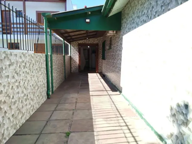 Imagem 13: Casa À Venda na Feitoria em São Leopoldo com 3 Dormitórios, Suíte, Terreno Amplo