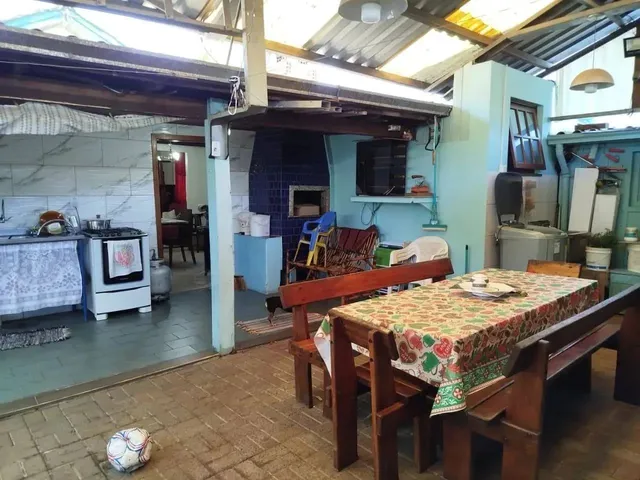 Imagem 12: Casa À Venda na Feitoria em São Leopoldo com 3 Dormitórios, Suíte, Terreno Amplo