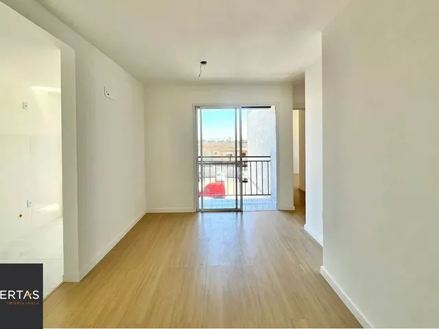 Imagem: O apartamento possui 3 Dormitórios, 1 Banheiro, 70m² de