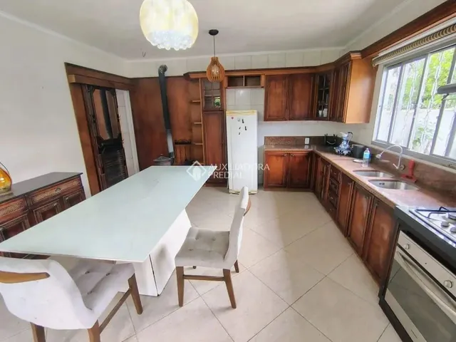 Imagem: Casa a Venda no Bairro Niterói de 3 Dormitórios