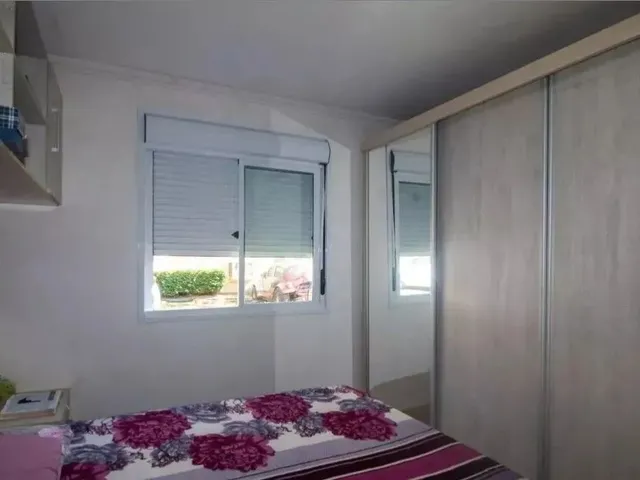 Imagem 14: Apartamento Mobiliado de 3 Dormitórios, 1 Suíte e 1 Vaga no Bairro Cristal
