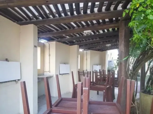Imagem 5: Apartamento Mobiliado de 3 Dormitórios, 1 Suíte e 1 Vaga no Bairro Cristal