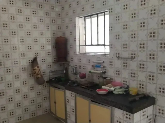 Imagem 4: Aluga-Se Casa de 2 Quartos com Vaga de Garagem