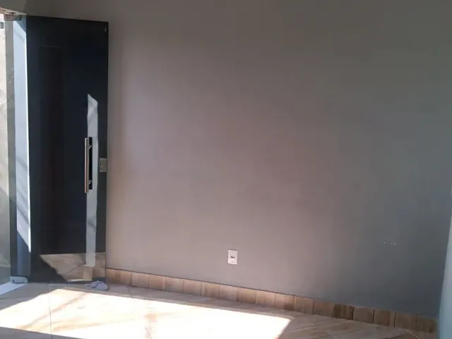 Imagem: Alugo Casa( Leia Anúncio