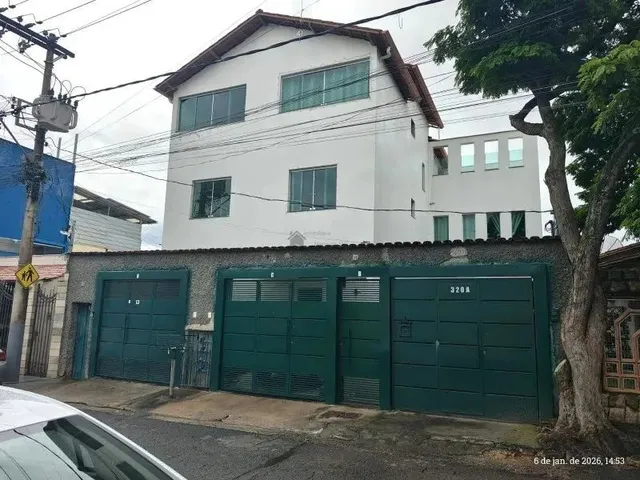 Imagem: Linda Casa Geminada no Bairro santa Helana