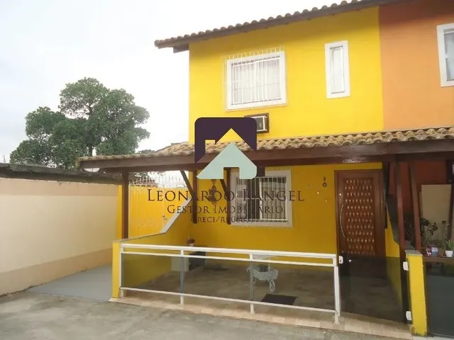 Imagem: Casa Colonial em Condomínio Fechado de