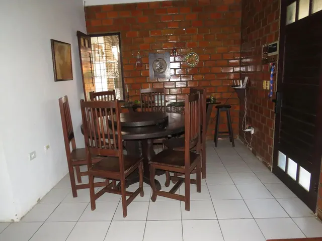 Imagem 4: Casa Térrea para Aluguel de Temporada 120 M com 5 Quartos Duas Suítes - Gravatá - Pe