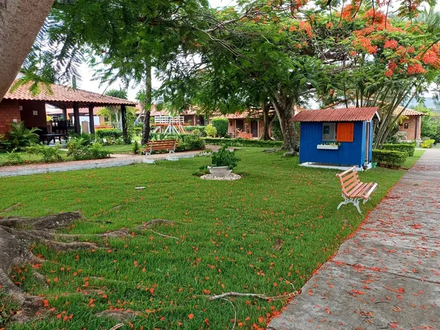 Imagem 13: Casa Térrea para Aluguel de Temporada 120 M com 5 Quartos Duas Suítes - Gravatá - Pe