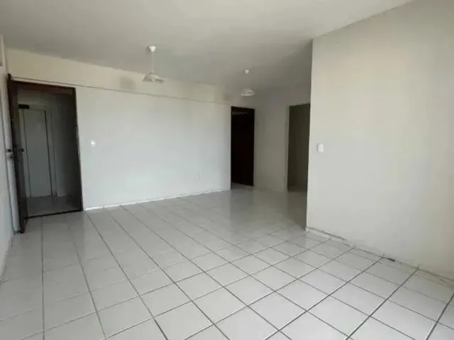 Imagem 3: Amplo Apartamento com 03 Quartos (02 Suítes) + Dce, no 10° Andar para Venda no Cabo
