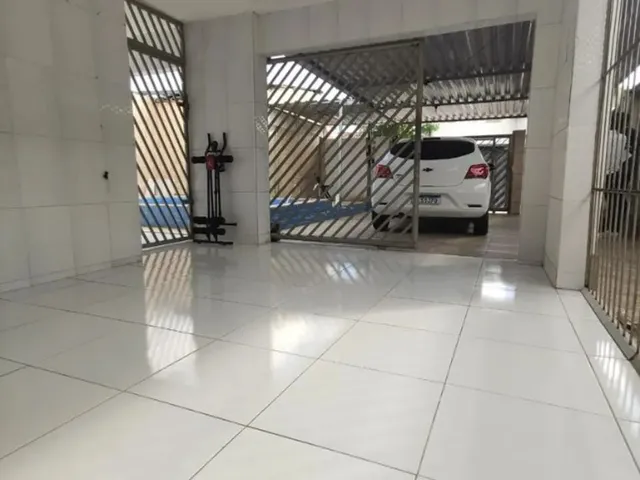 Imagem 7: Casa no Cristo com 4 Quartos, Sendo 2 Suítes, Terraço e Piscina. (Oportunidade