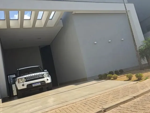 Imagem: 4 Suítes 3 com Closet,Rua 10A em Um Condomínio