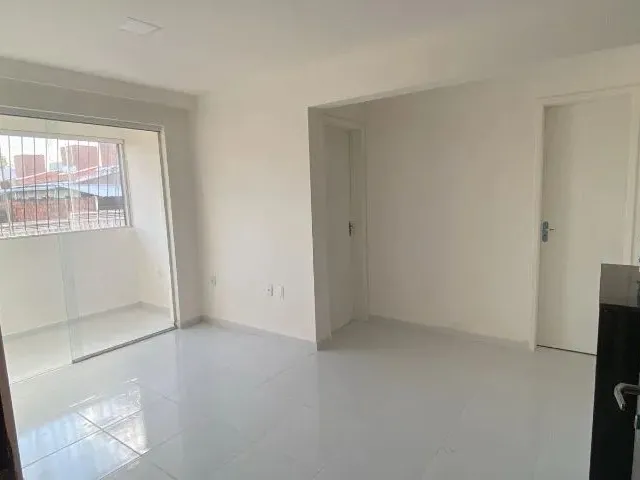 Imagem 4: Apartamento Térreo nos Funcionários com 2 Quartos, Sendo 1 Suíte e com Varanda
