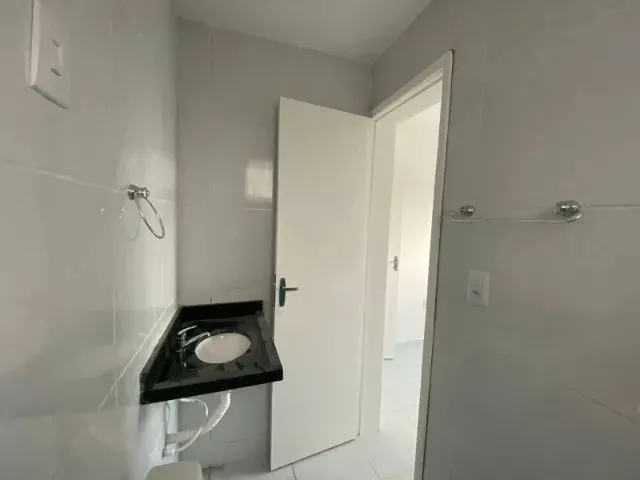 Imagem 6: Apartamento Térreo nos Funcionários com 2 Quartos, Sendo 1 Suíte e com Varanda
