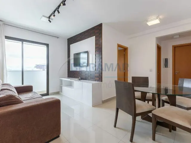 Imagem 2: Apartamento Mobiliado em Andar Alto de 2 Quartos Sendo 1 Suíte e Vaga de Garagem Para