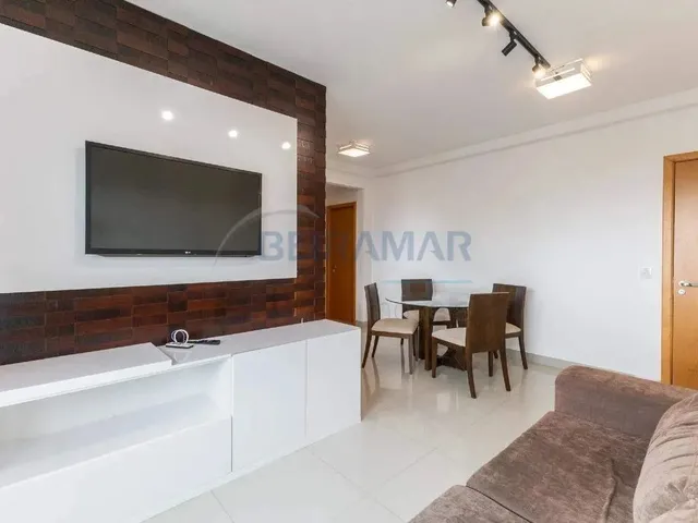 Imagem 9: Apartamento Mobiliado em Andar Alto de 2 Quartos Sendo 1 Suíte e Vaga de Garagem Para