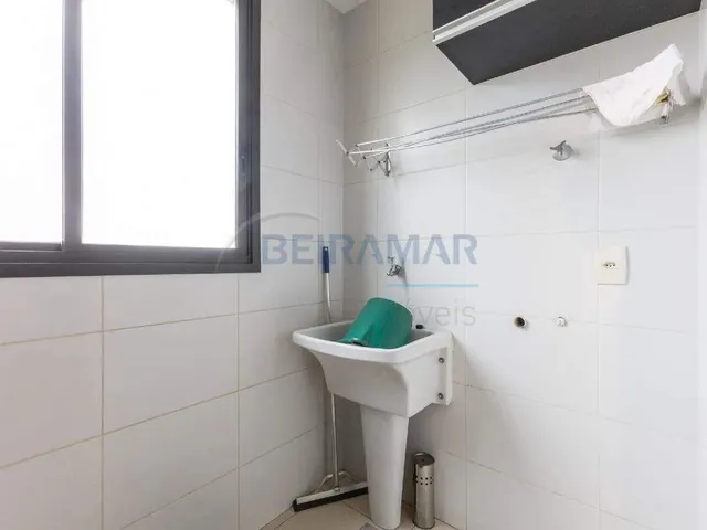 Imagem 13: Apartamento Mobiliado em Andar Alto de 2 Quartos Sendo 1 Suíte e Vaga de Garagem Para