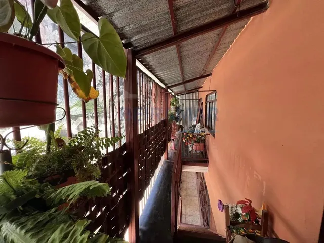Imagem 11: Aluga-Se Parte Superior de Terraço com 4 Quartos (1 Suíte), Semi-Mobiliada e 2 Cozinhas