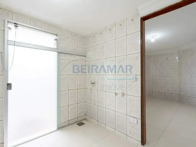 Imagem 6: Apartamento Térreo com Área Privativa, 3 Quartos (1 Suíte), Vaga de Garagem Para