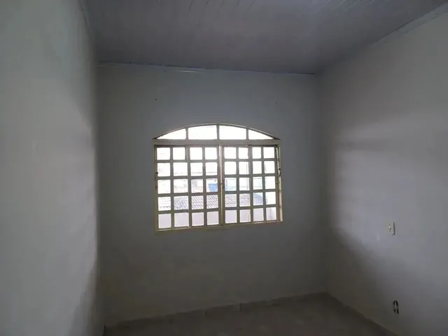 Imagem 15: Aluga-Se Excelente Casa com 2 Quartos na Qr 409 Conj 6 de Samambaia Norte