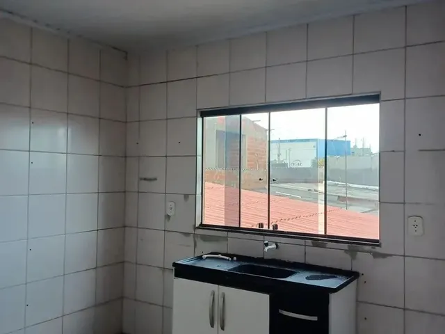 Imagem 11: Aluga-Se Excelente Casa com 2 Quartos na Qr 409 Conj 6 de Samambaia Norte