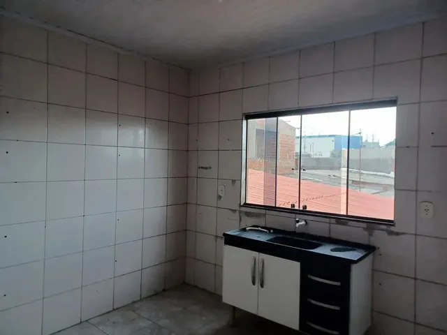 Imagem 6: Aluga-Se Excelente Casa com 2 Quartos na Qr 409 Conj 6 de Samambaia Norte