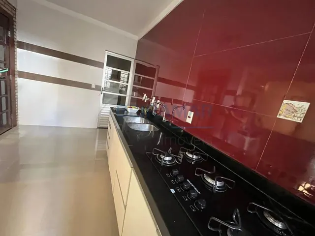 Imagem 8: Casa de 4 Quartos, Área de Lazer com Piscina Condomínio Villa Residencial Droma