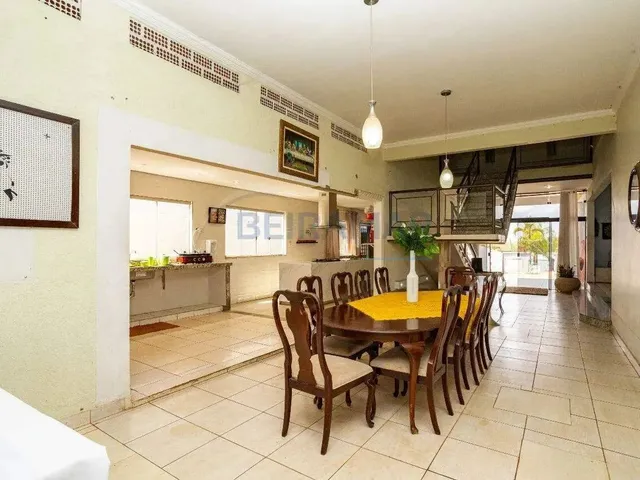 Imagem 10: Casa 5 Quartos, 1 Suíte, Quintal Amplo, 5 Vagas de Garagem para Alugar - Setor