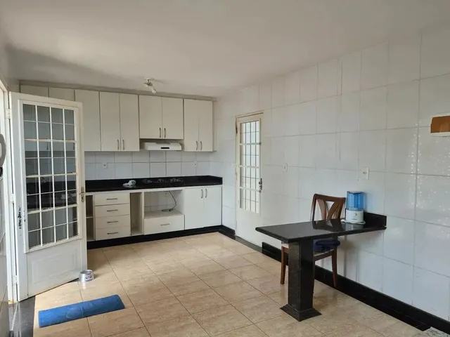 Imagem 9: Imóvel para Aluguel Possui 150 Metros Quadrados com 2 Quartos em Sobradinho - Brasília