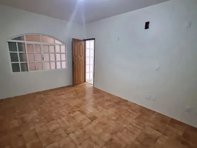 Imagem 2: Excelente Sobrado com 05 Quartos, Sendo 03 Suítes