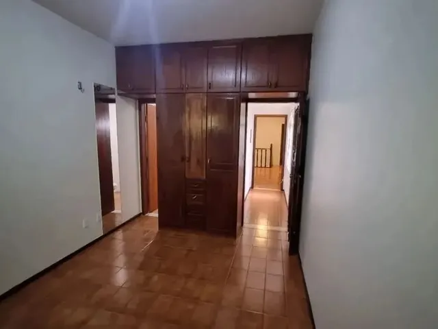 Imagem 3: Excelente Sobrado com 05 Quartos, Sendo 03 Suítes