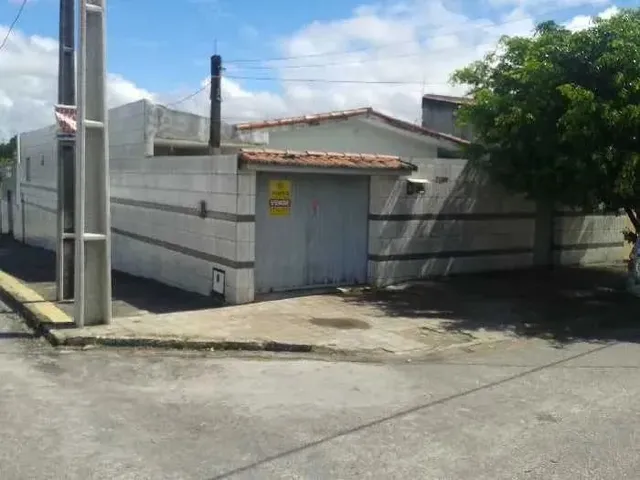 Imagem: Casa em Nossa Senhora do Nazaré