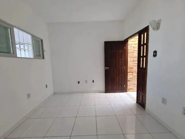 Imagem 8: Casa com 3 Dormitórios À Venda, 230 M² por R$ 430.000,00 - Lagoa Nova - Natal/Rn
