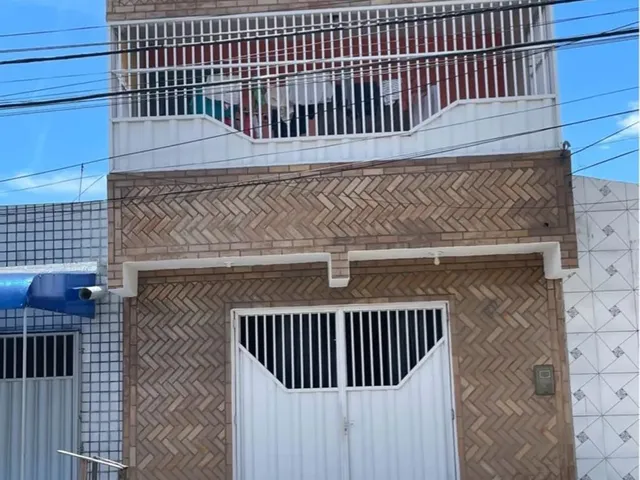 Imagem 12: Excelente Oportunidade: Casarão nas Quintas