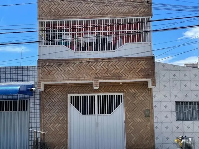 Imagem 14: Excelente Oportunidade: Casarão nas Quintas