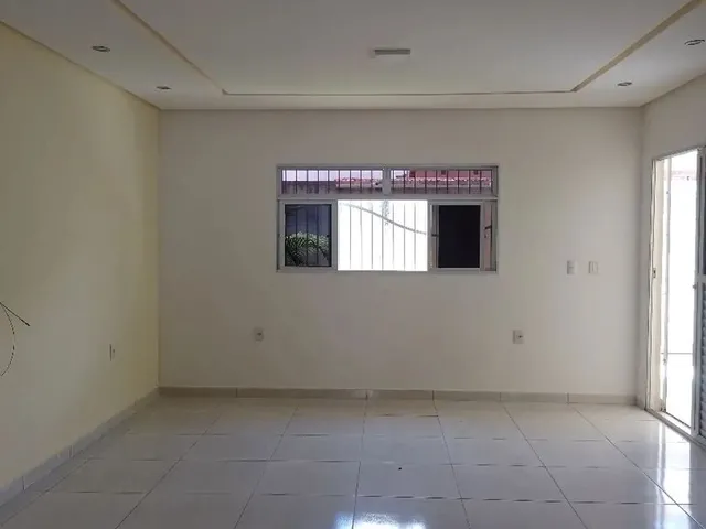 Imagem 8: Oferta Imperdível! Casa em Excelente Localização . Próximo Ao Partagen Shopping