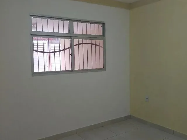 Imagem 16: Oferta Imperdível! Casa em Excelente Localização . Próximo Ao Partagen Shopping