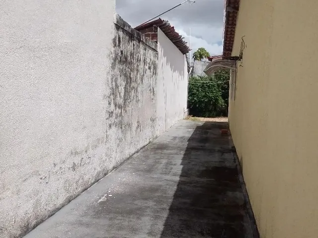 Imagem 2: Oferta Imperdível! Casa em Excelente Localização . Próximo Ao Partagen Shopping