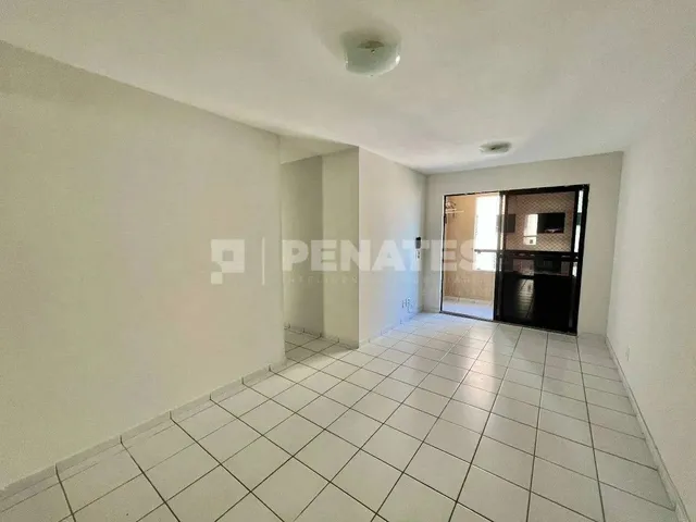 Imagem 1: Apartamento em Candelária no Quatro Estações - 2 Quartos Sendo 1 Suíte Proximo Ao