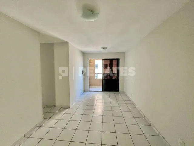 Imagem 10: Apartamento em Candelária no Quatro Estações - 2 Quartos Sendo 1 Suíte Proximo Ao