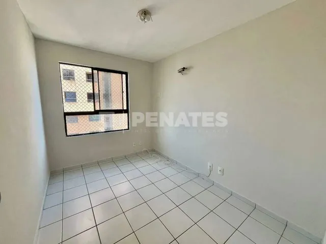Imagem 5: Apartamento em Candelária no Quatro Estações - 2 Quartos Sendo 1 Suíte Proximo Ao