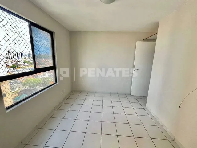 Imagem 12: Apartamento em Candelária no Quatro Estações - 2 Quartos Sendo 1 Suíte Proximo Ao